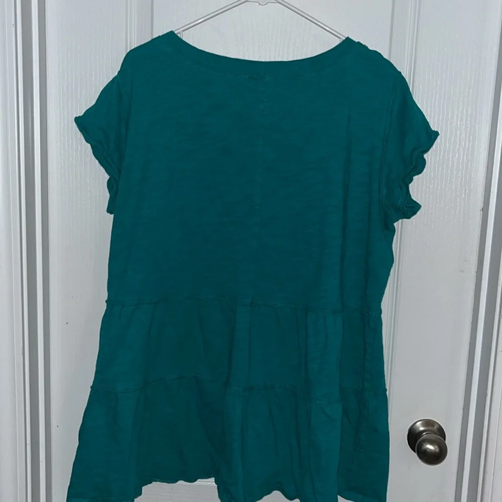 Emerald Tunic - Picture 3 of 4